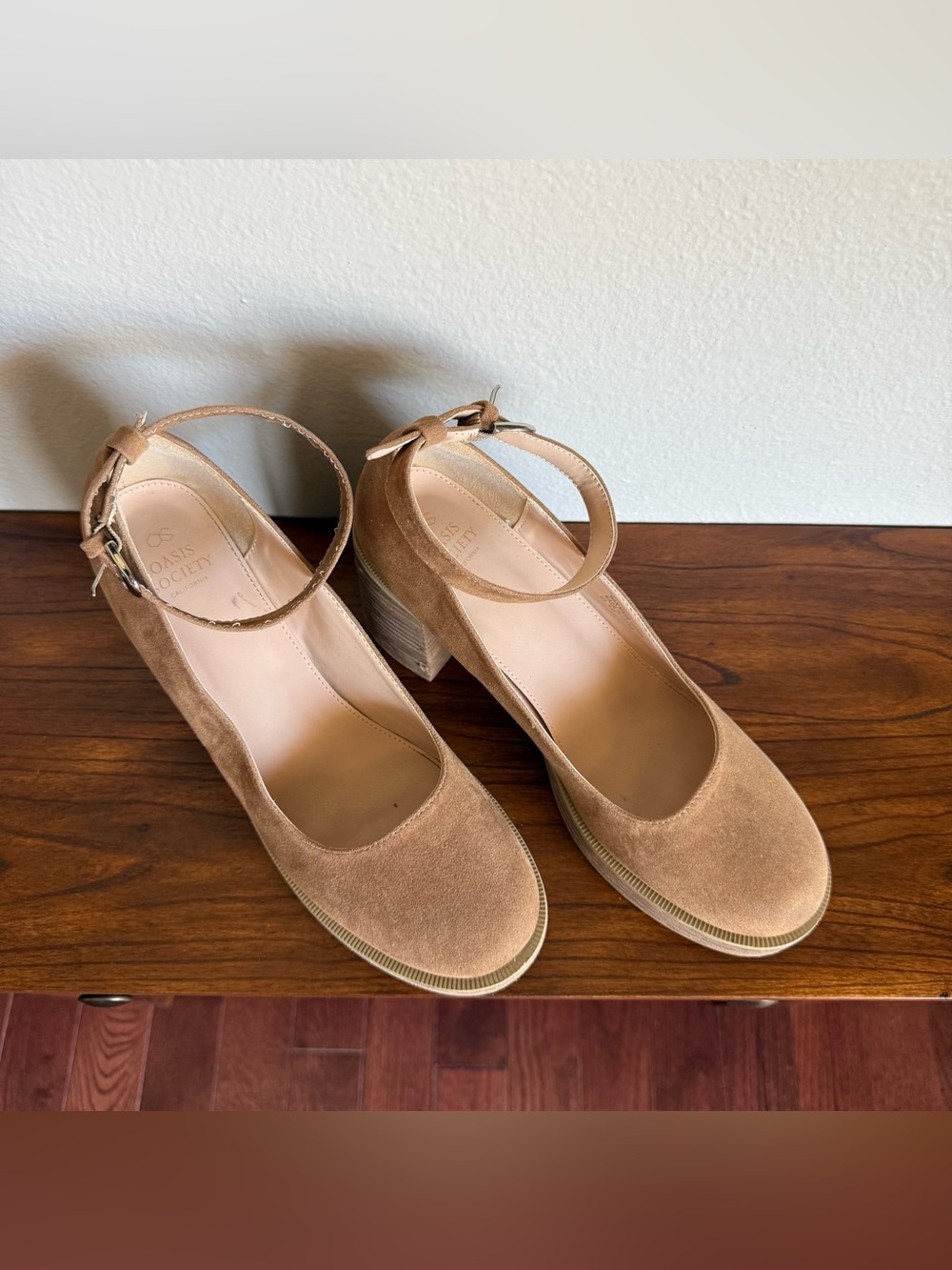 Oasis Society Designer Camel Brown Suede Mary Jane Heels Women’s Size 10 - Picture 5 of 9